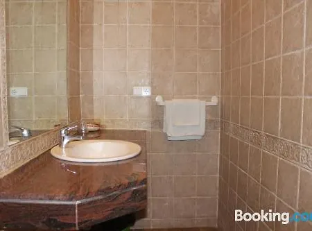 Cost Marina Apartahotel